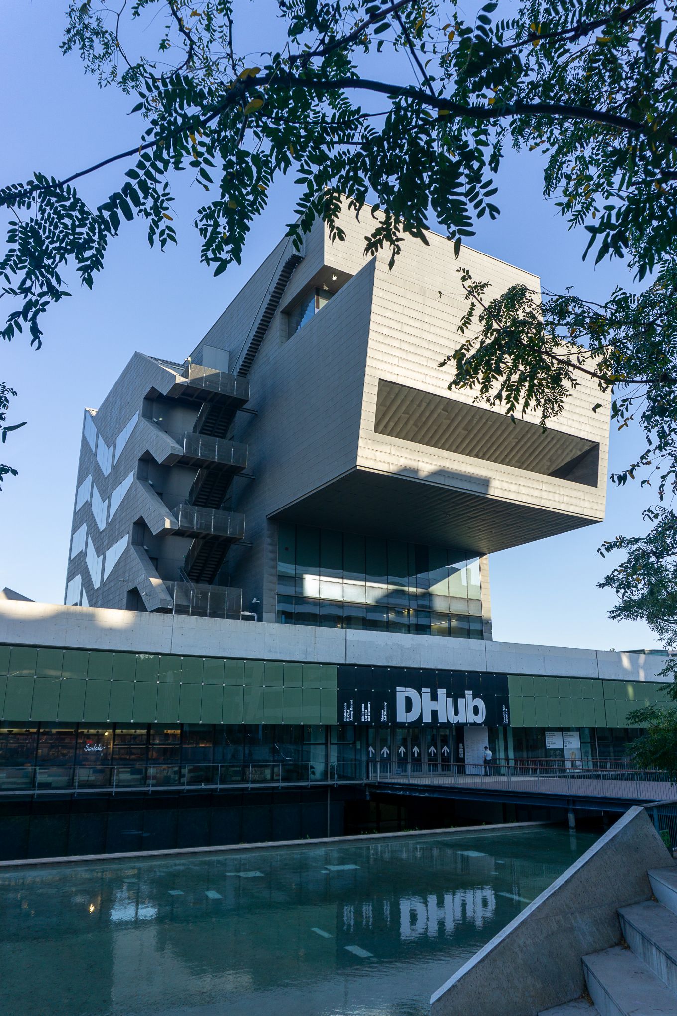 260926 BCN street 15